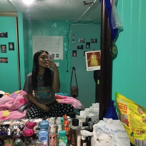 Meet your Posher, Samantha - Picture 1 of 1